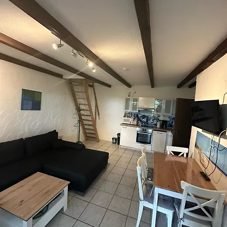 Haus Tunix * ブットヤーディンゲン