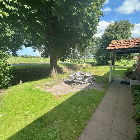 Haus Tunix Apartment